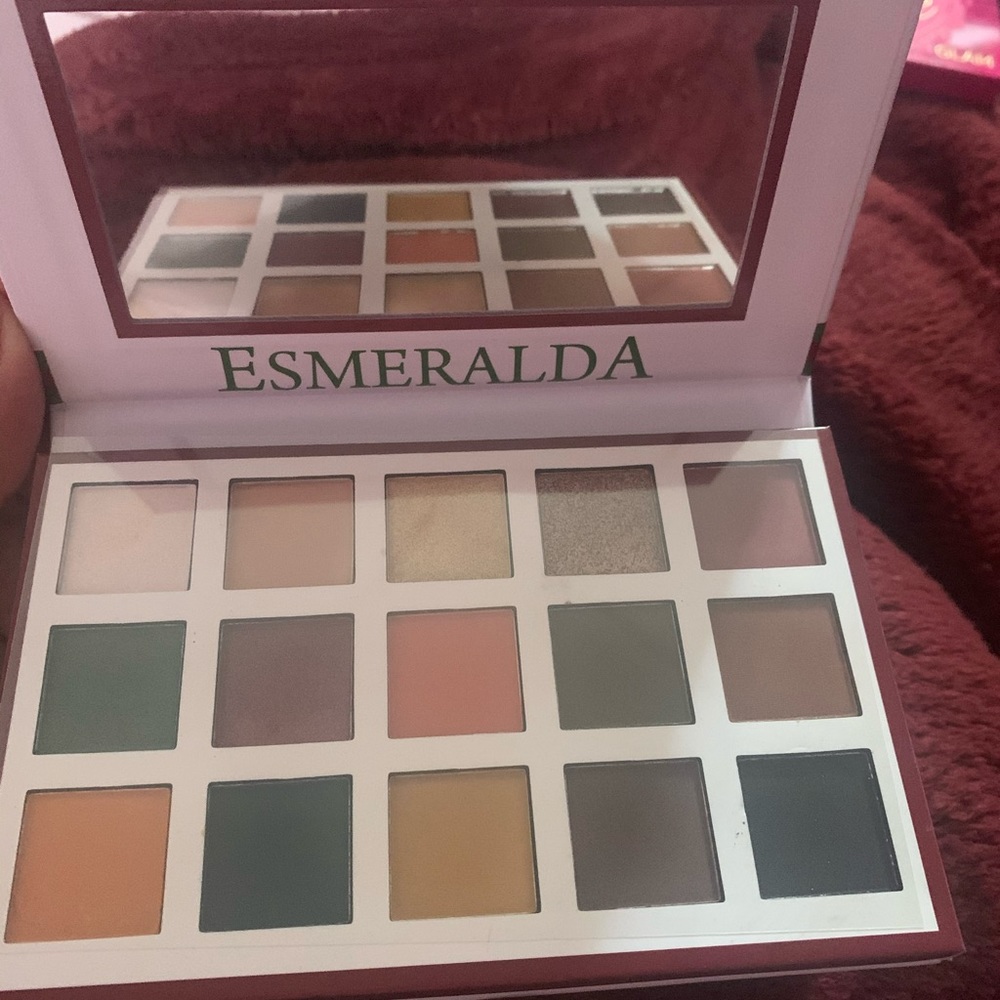 Eyeshadow pallet